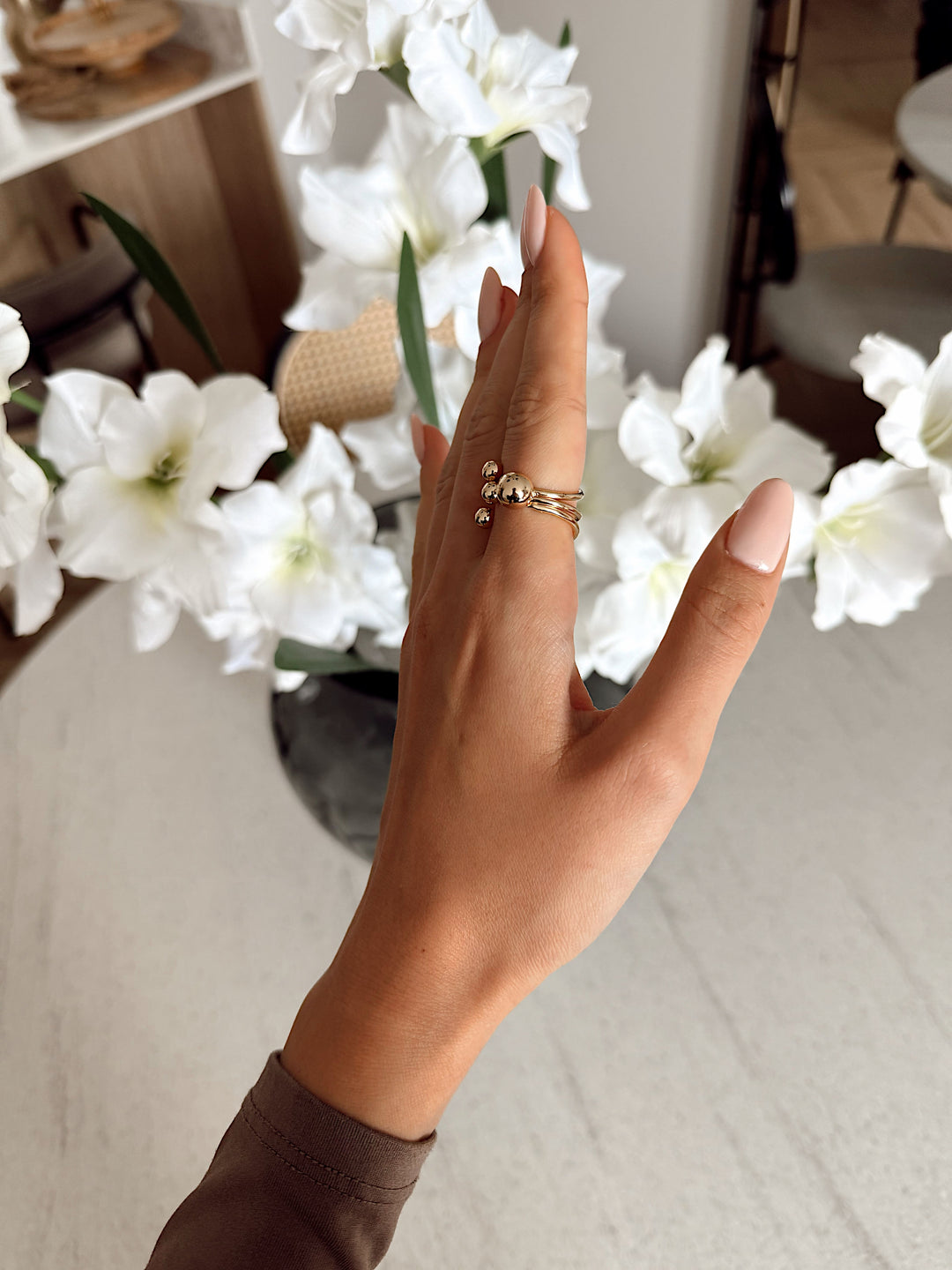 Золоте кільце «Сфера» з чотирьма кулями