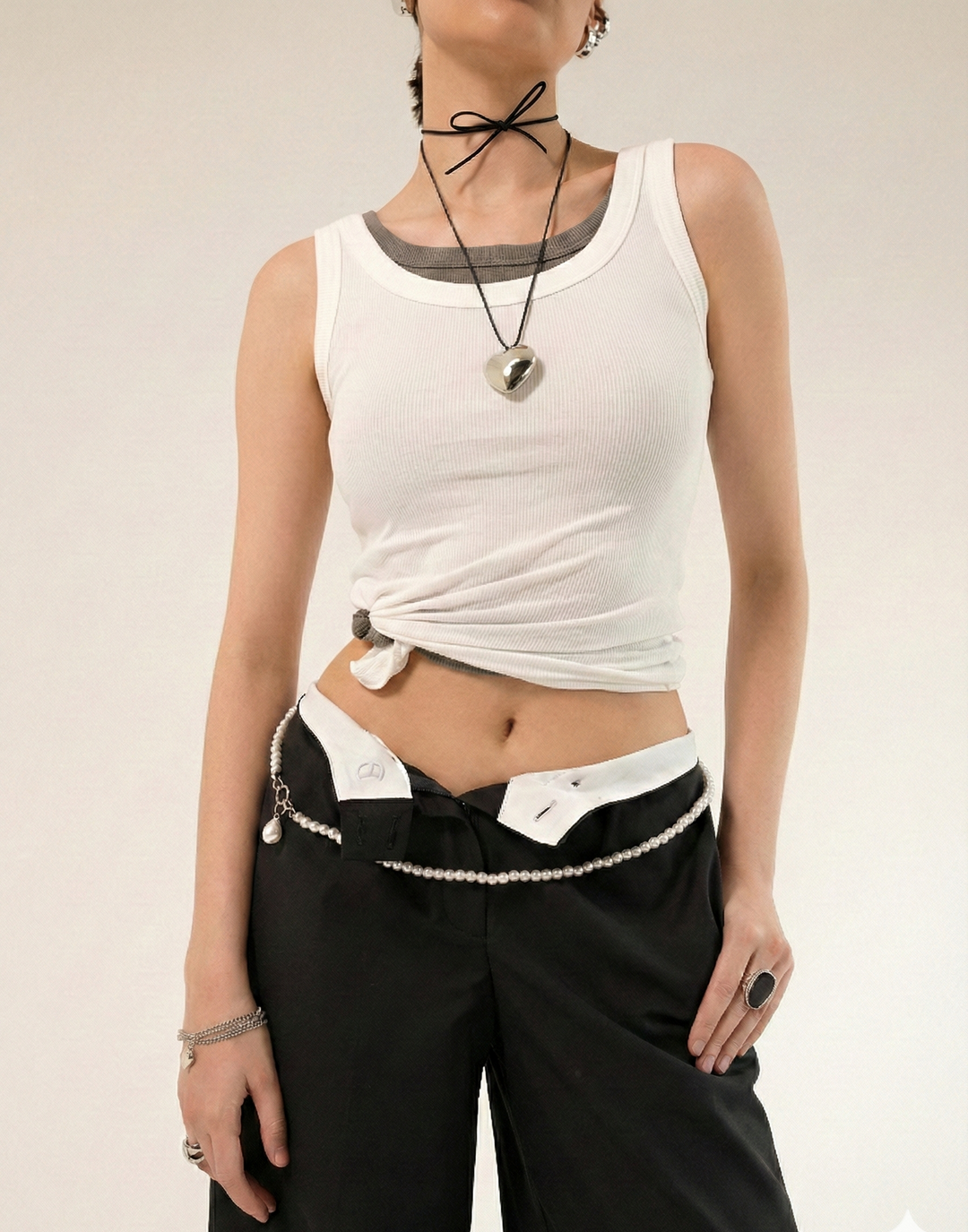 Кольє-чокер «Лавея» зі срібним серцем на шнурку